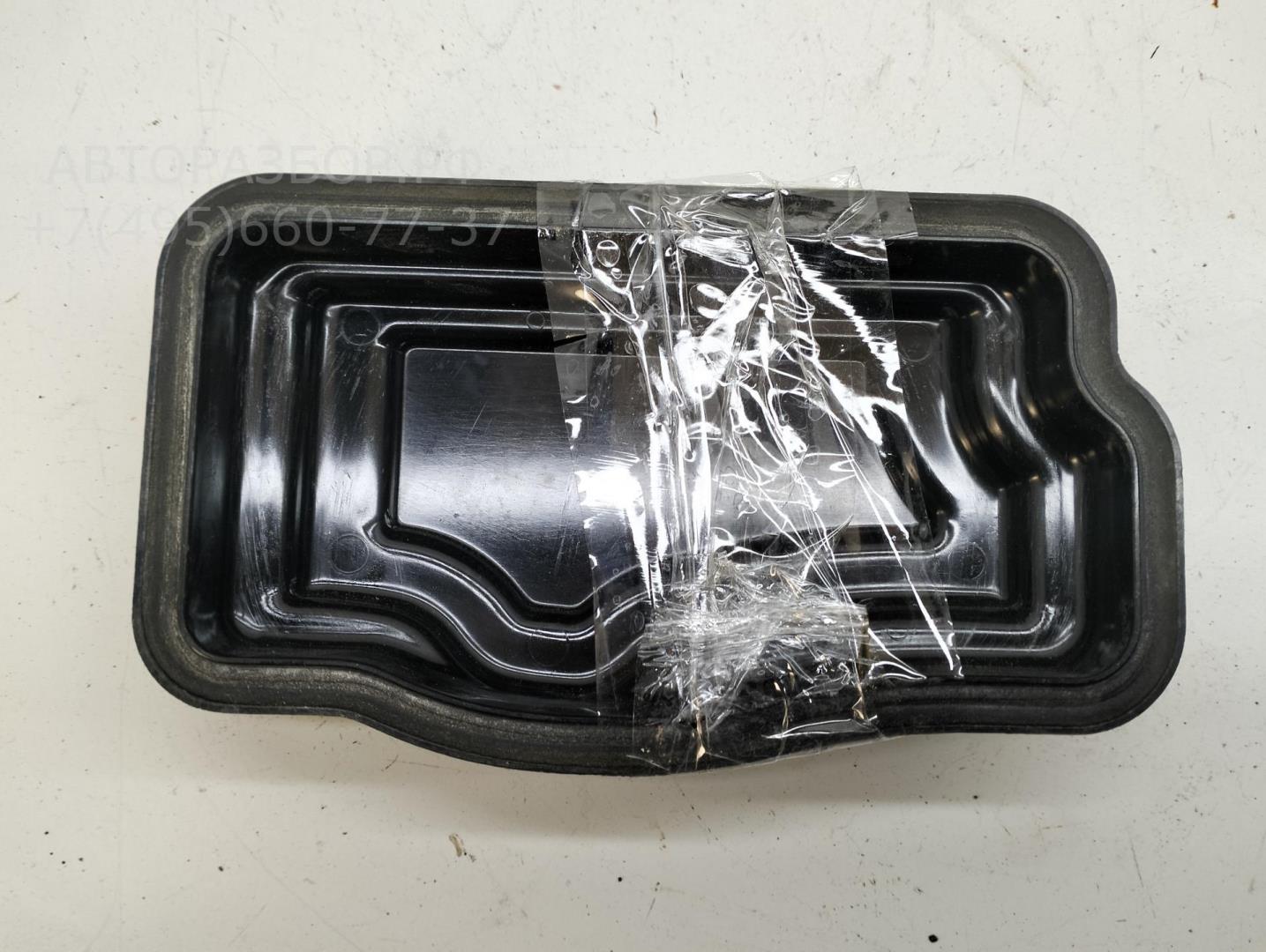 Крышка фары левой