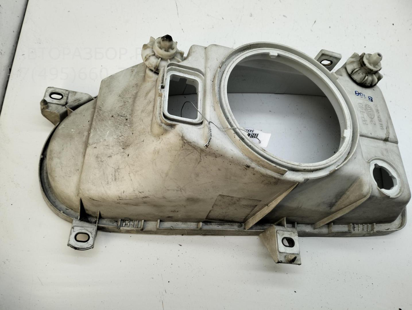 Корпус фары правой