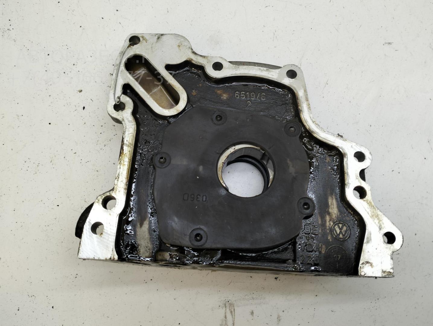 Насос масляный