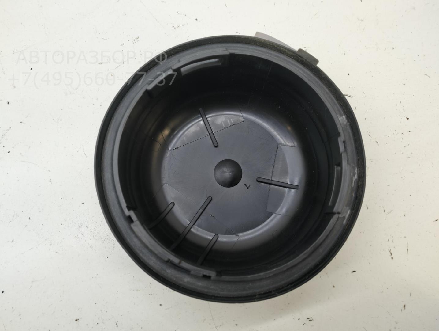 Крышка фары левой