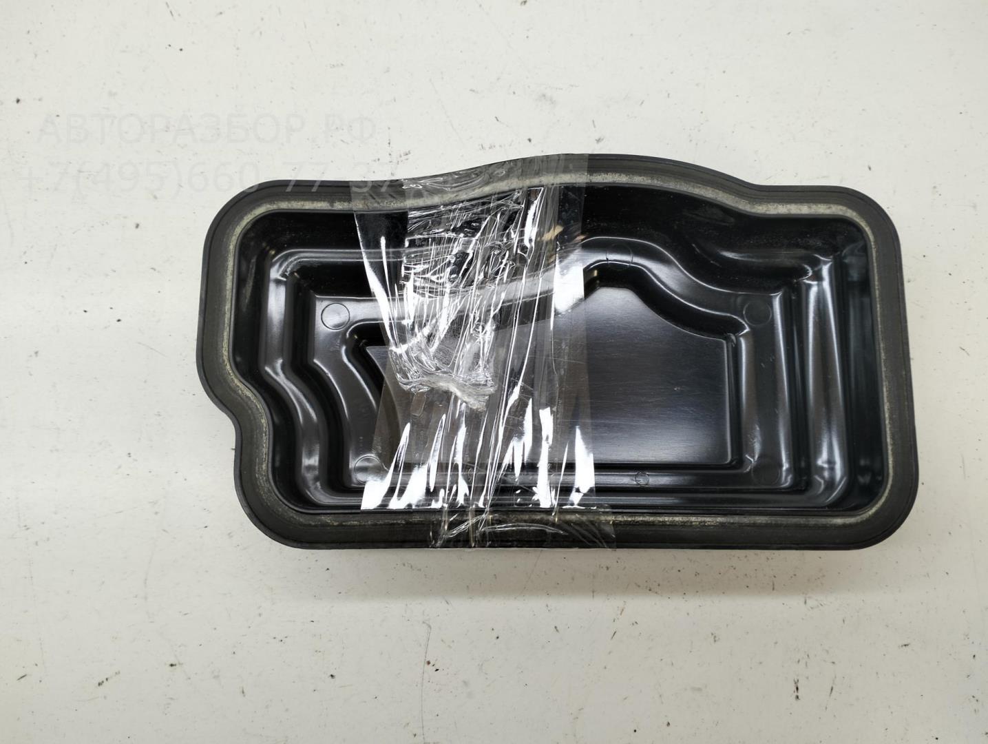 Крышка фары левой