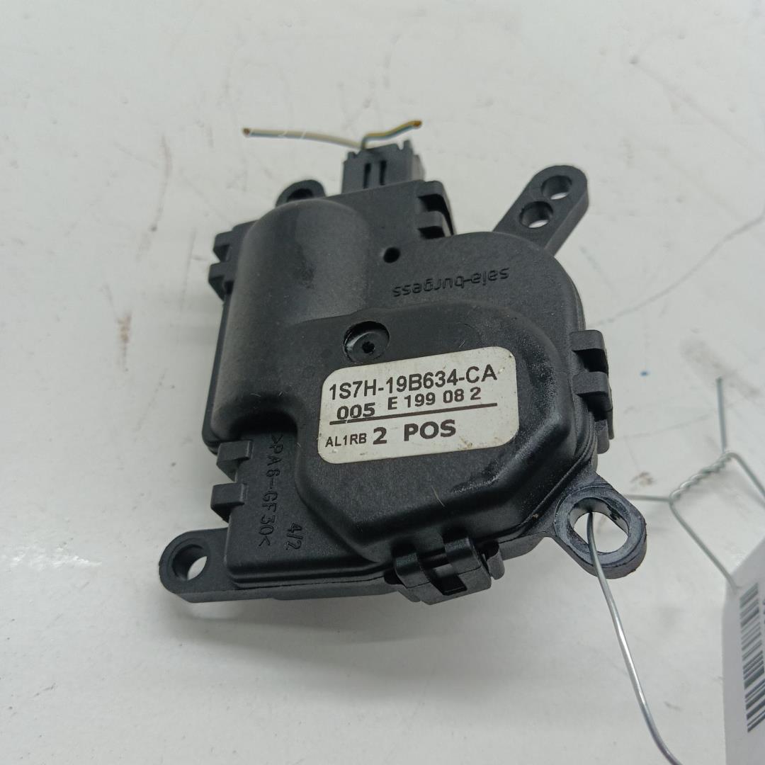 Моторчик заслонки печки