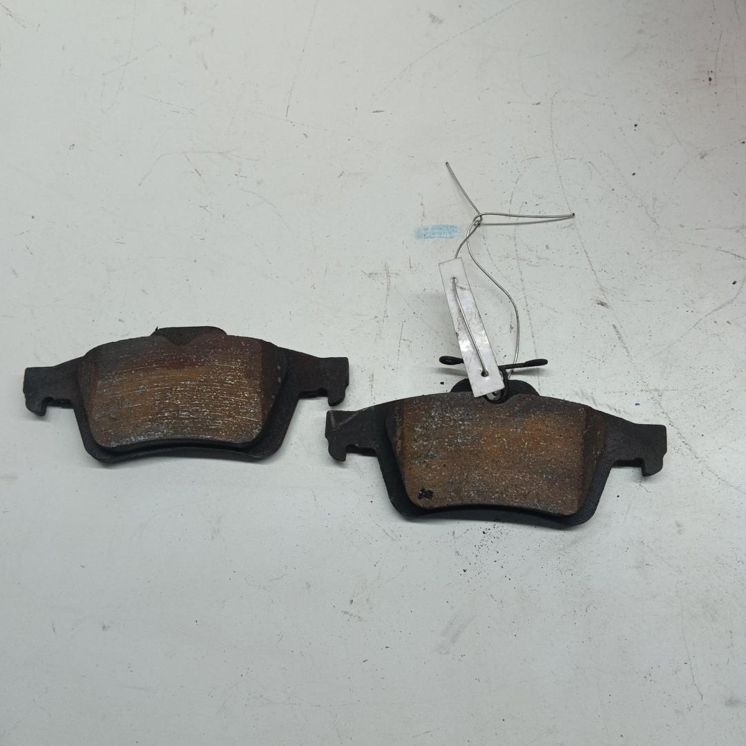Колодки тормозные задние дисковые к-т