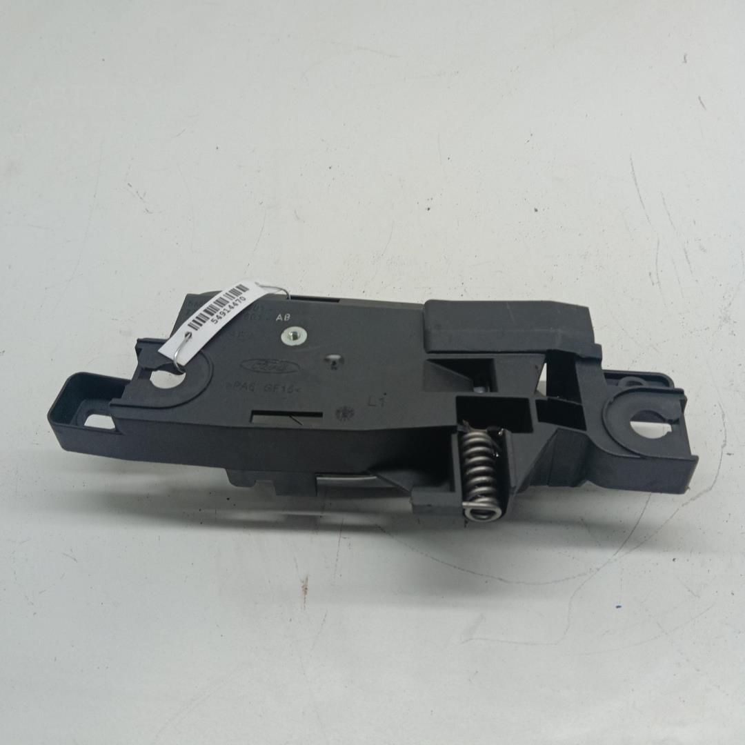 Ручка двери передней внутренняя левая