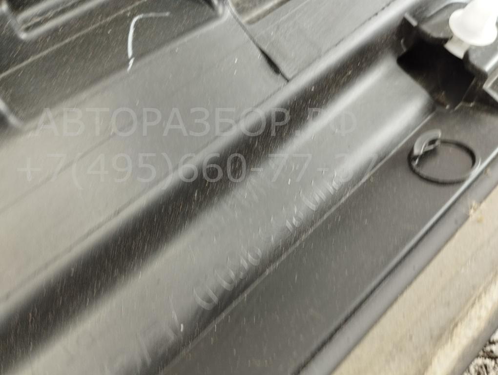 Накладка двери передней правой