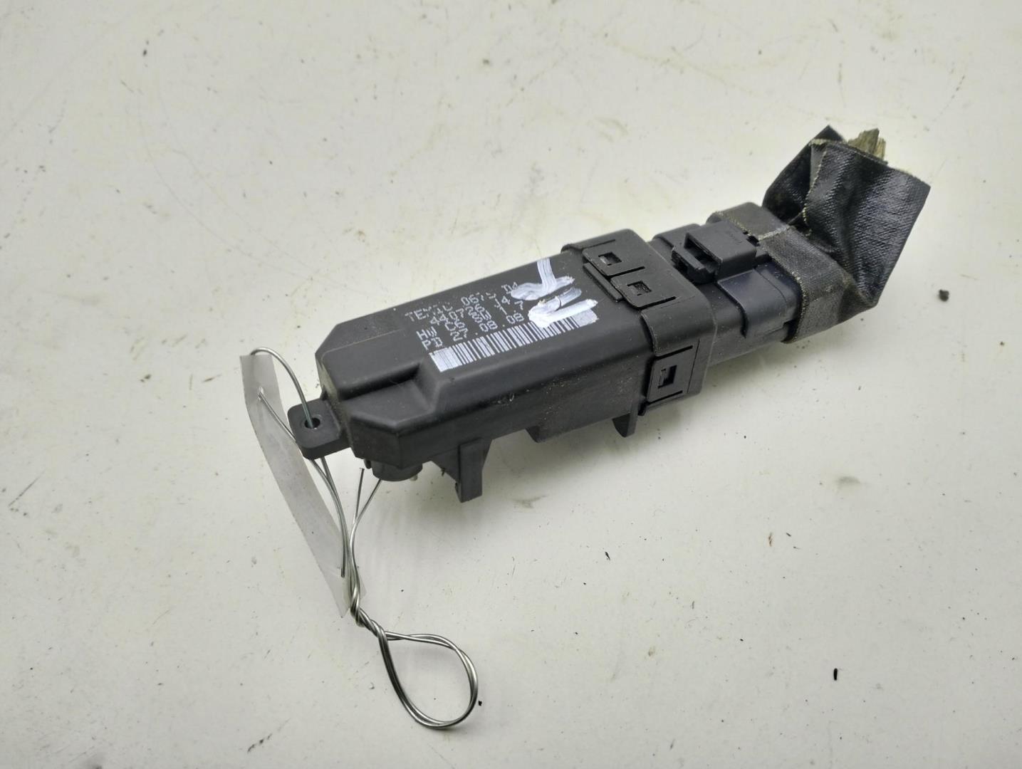 Блок управления стеклоподъемниками