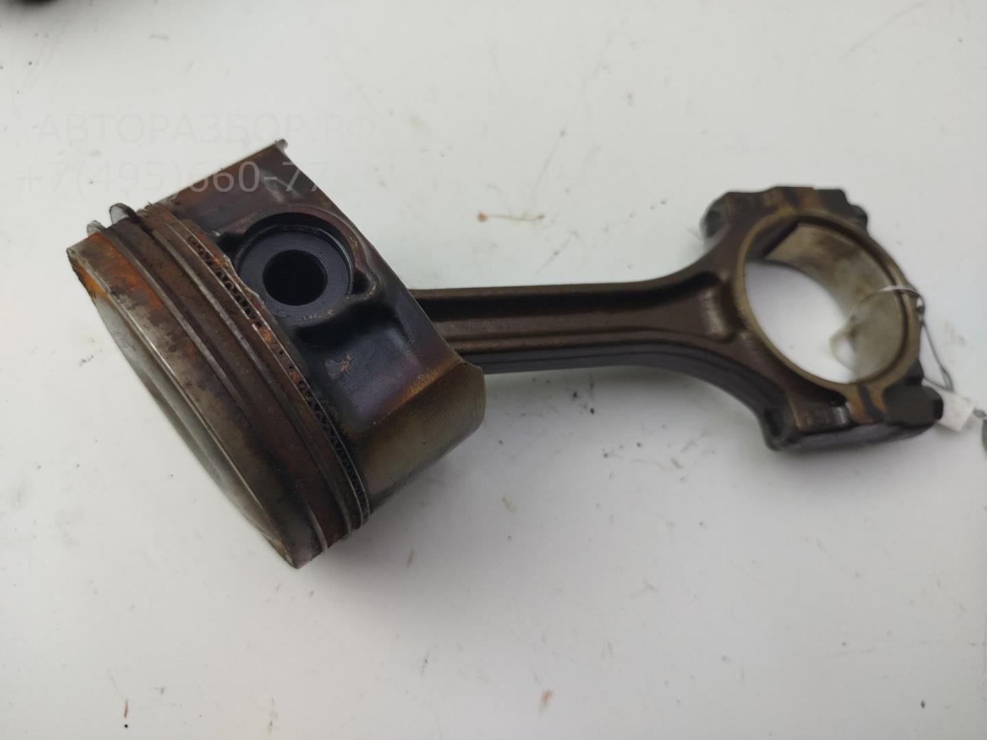 Поршень с шатуном