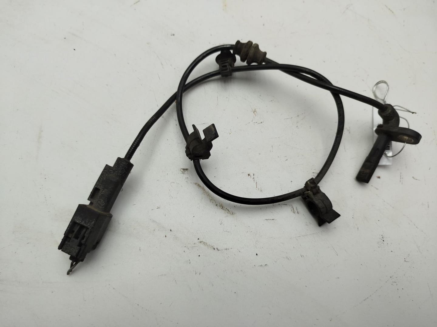 Датчик ABS задний