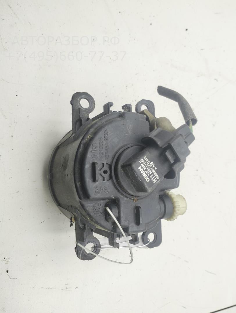 Фара противотуманная правая