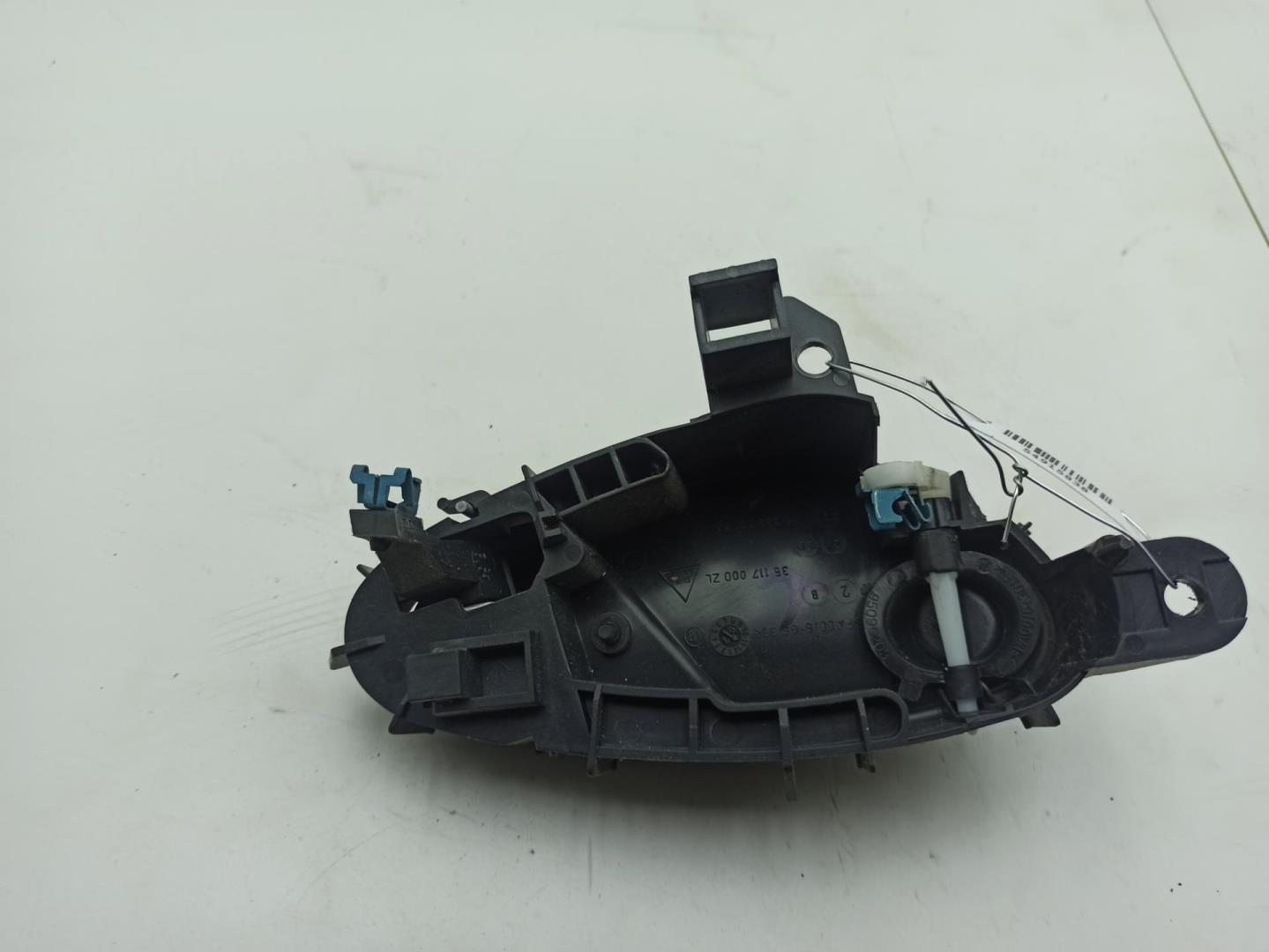 Ручка двери задней внутренняя левая