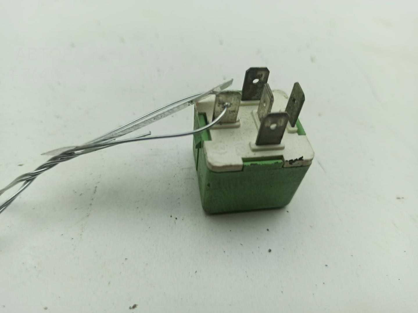 Реле вентилятора радиатора