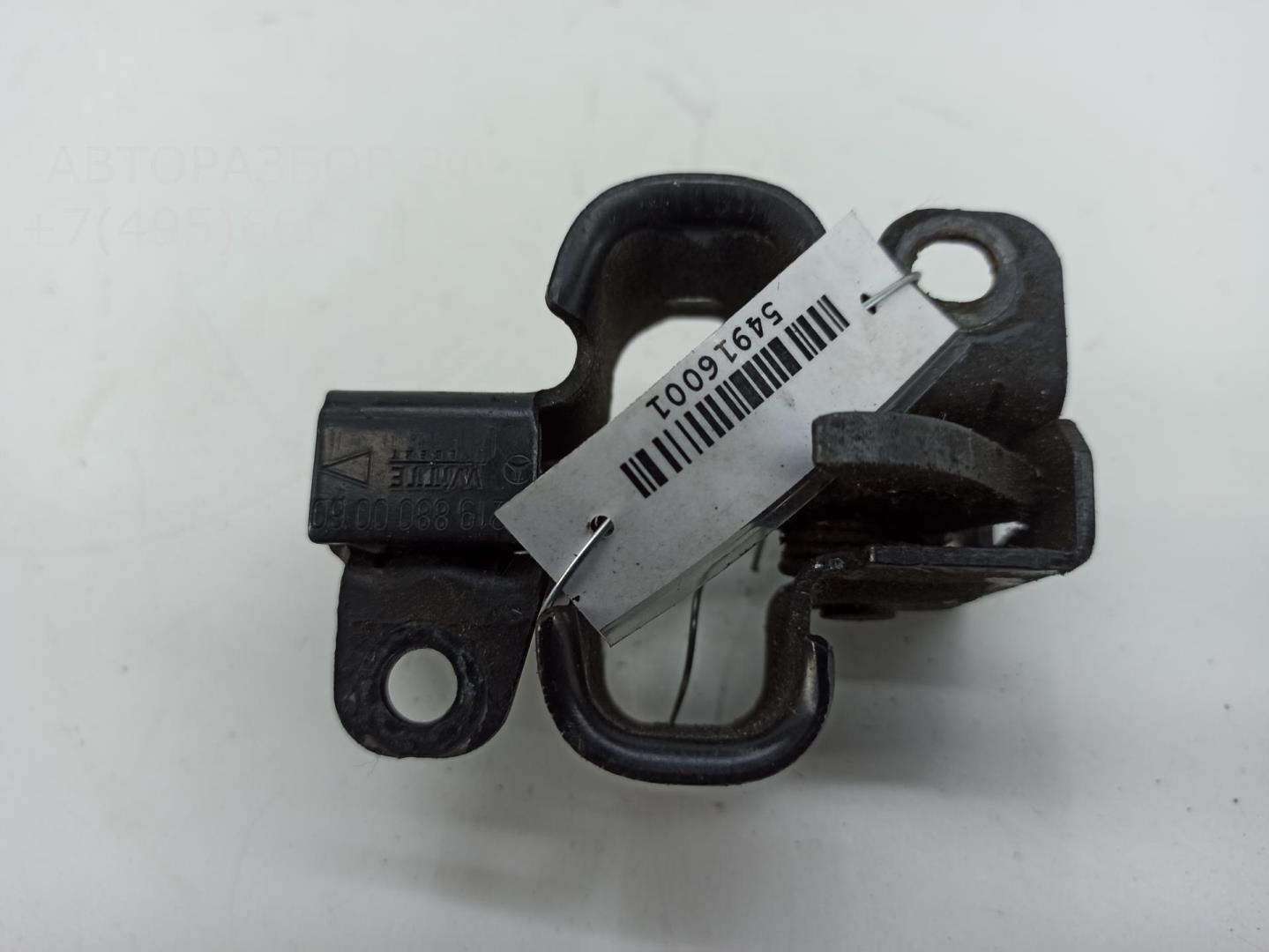 Замок капота