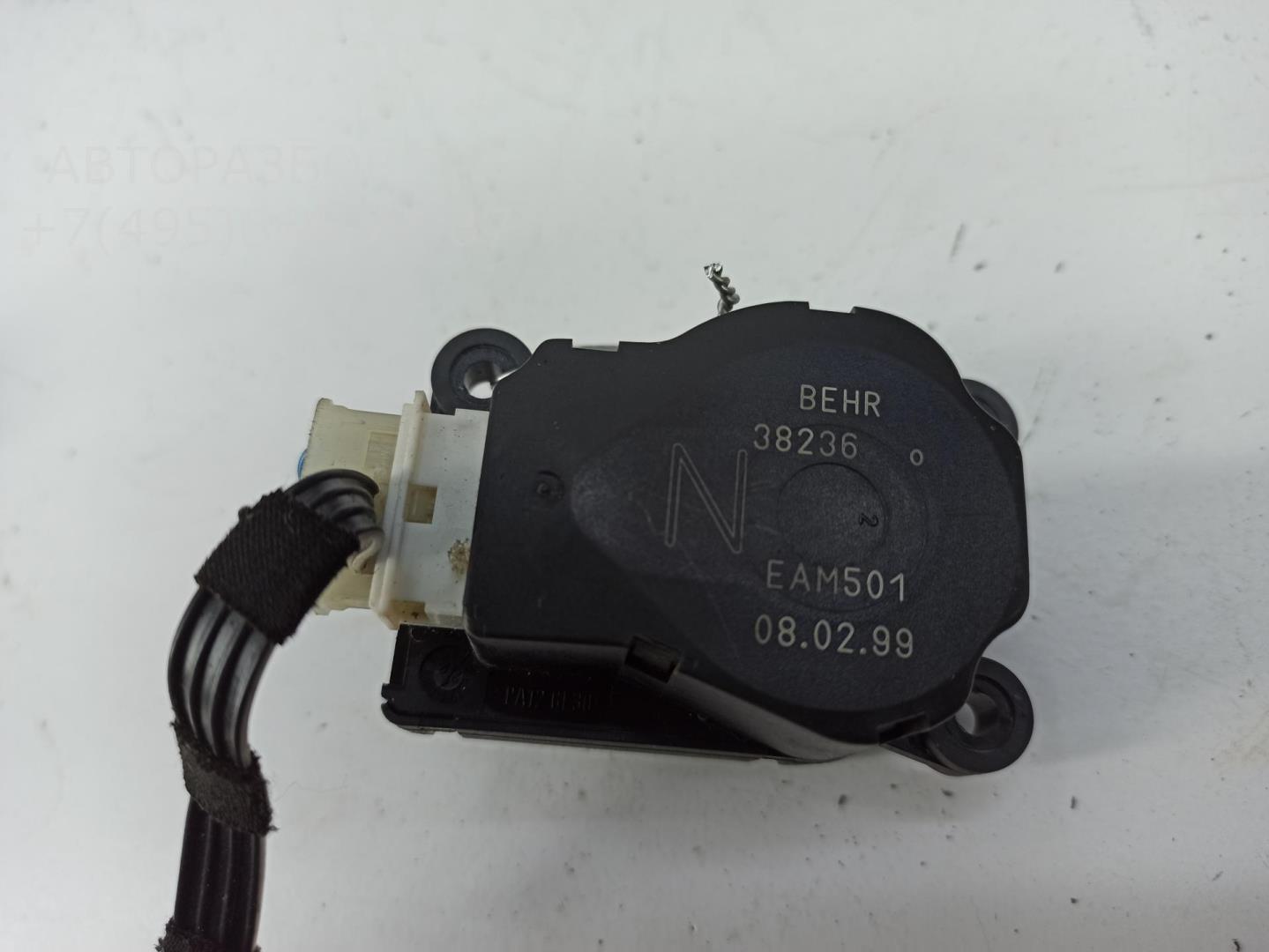 Моторчик заслонки печки