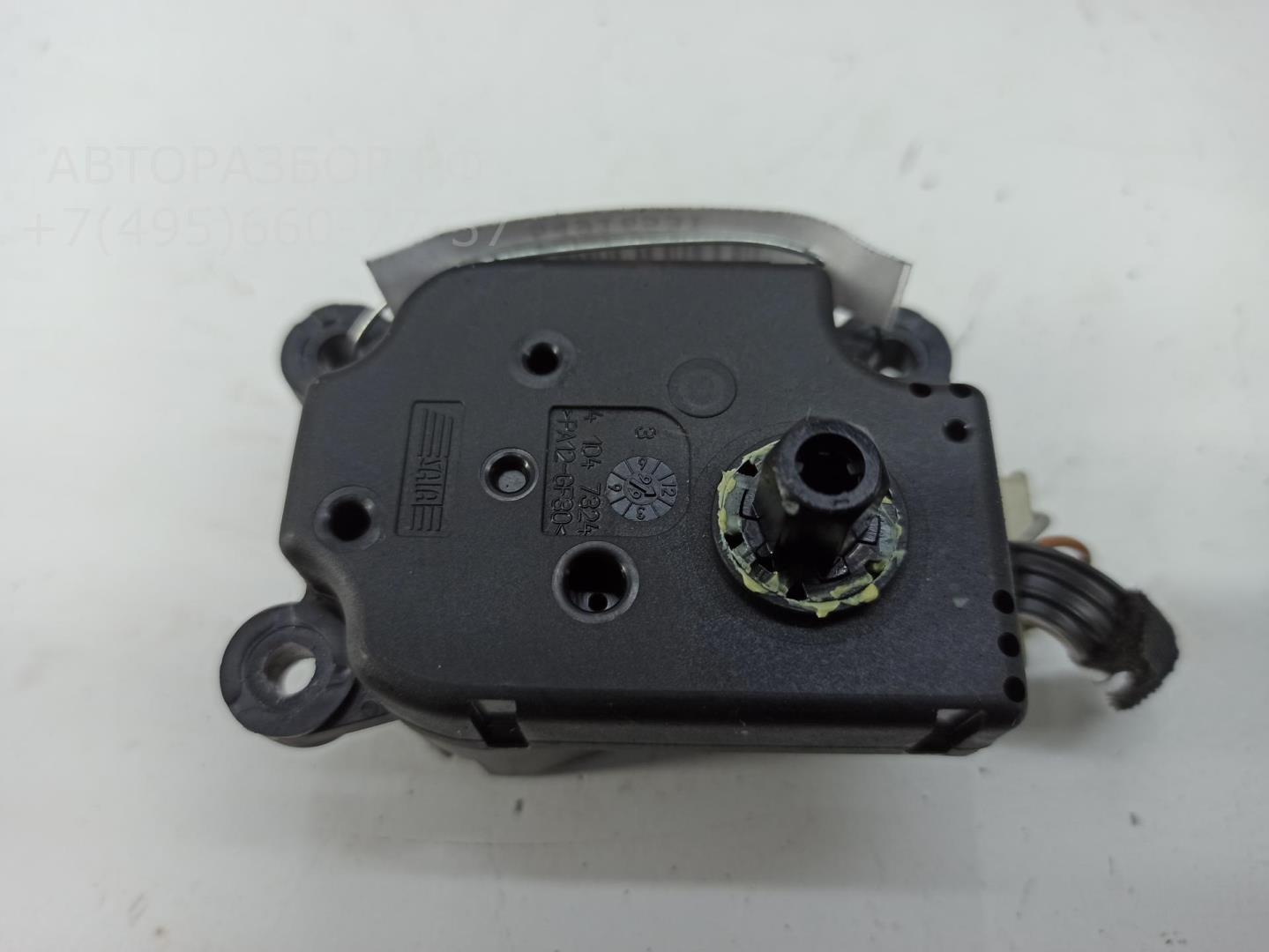 Моторчик заслонки печки