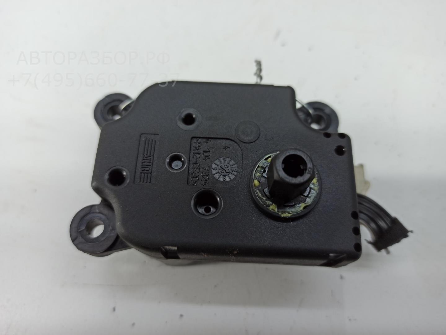 Моторчик заслонки печки