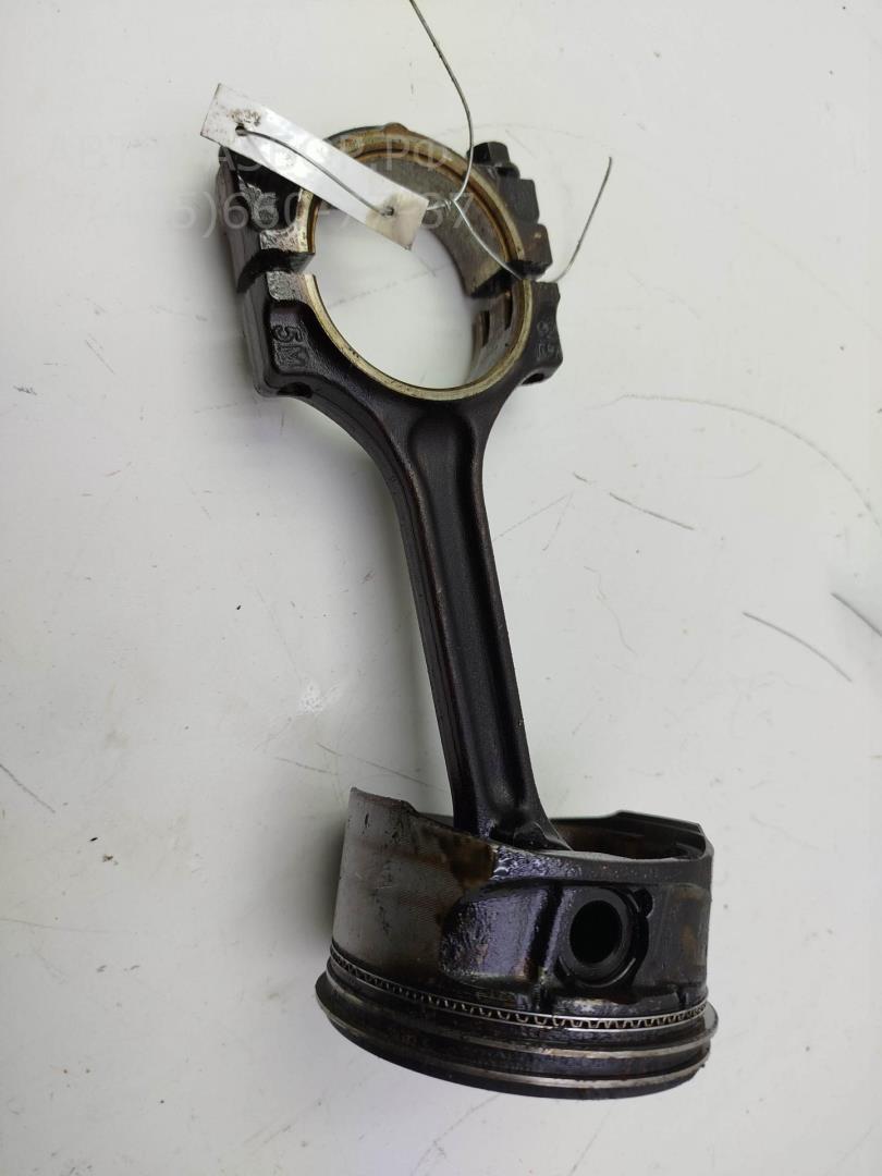 Поршень с шатуном