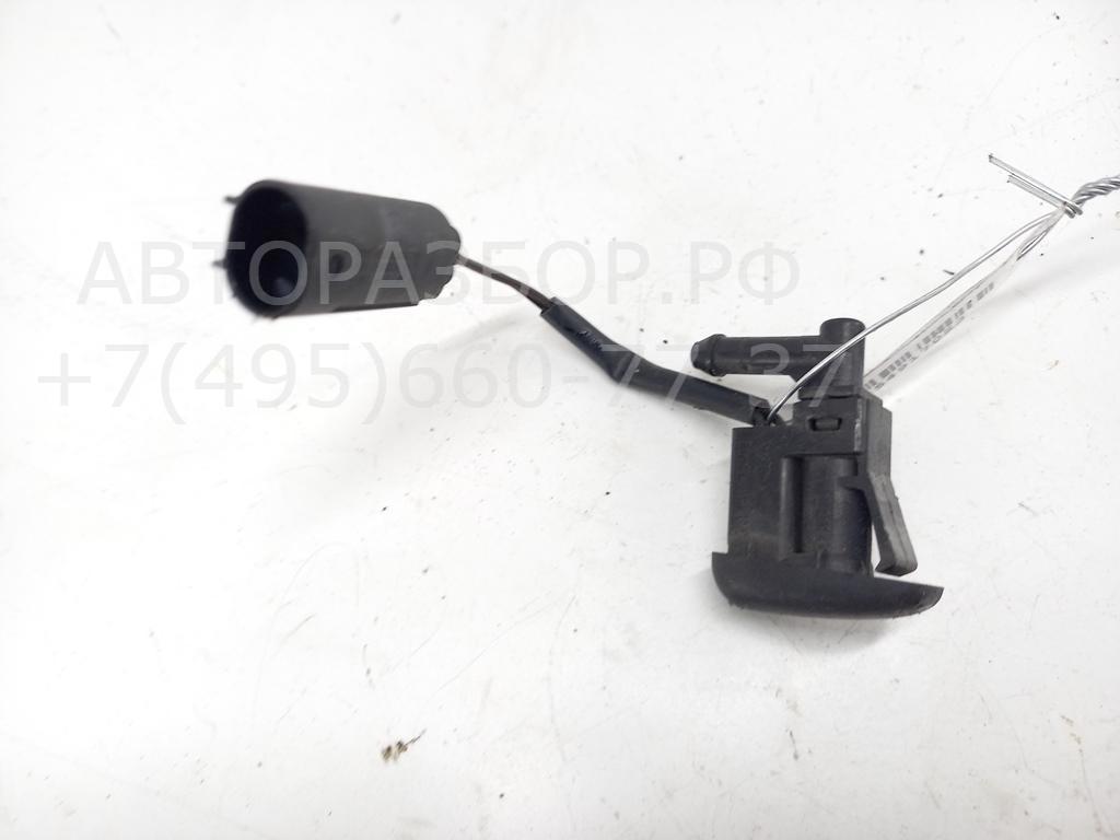 Форсунка омывателя лобового стекла