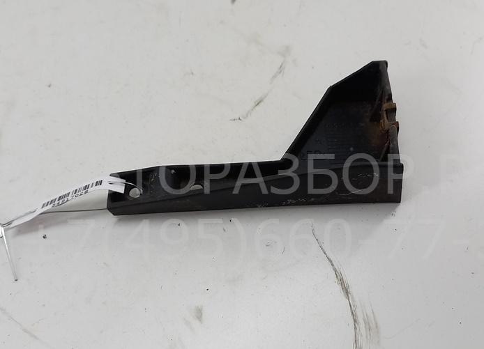 Рамка противотуманной фары правой