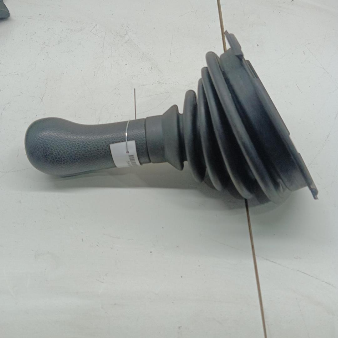 Рукоятка рычага КПП