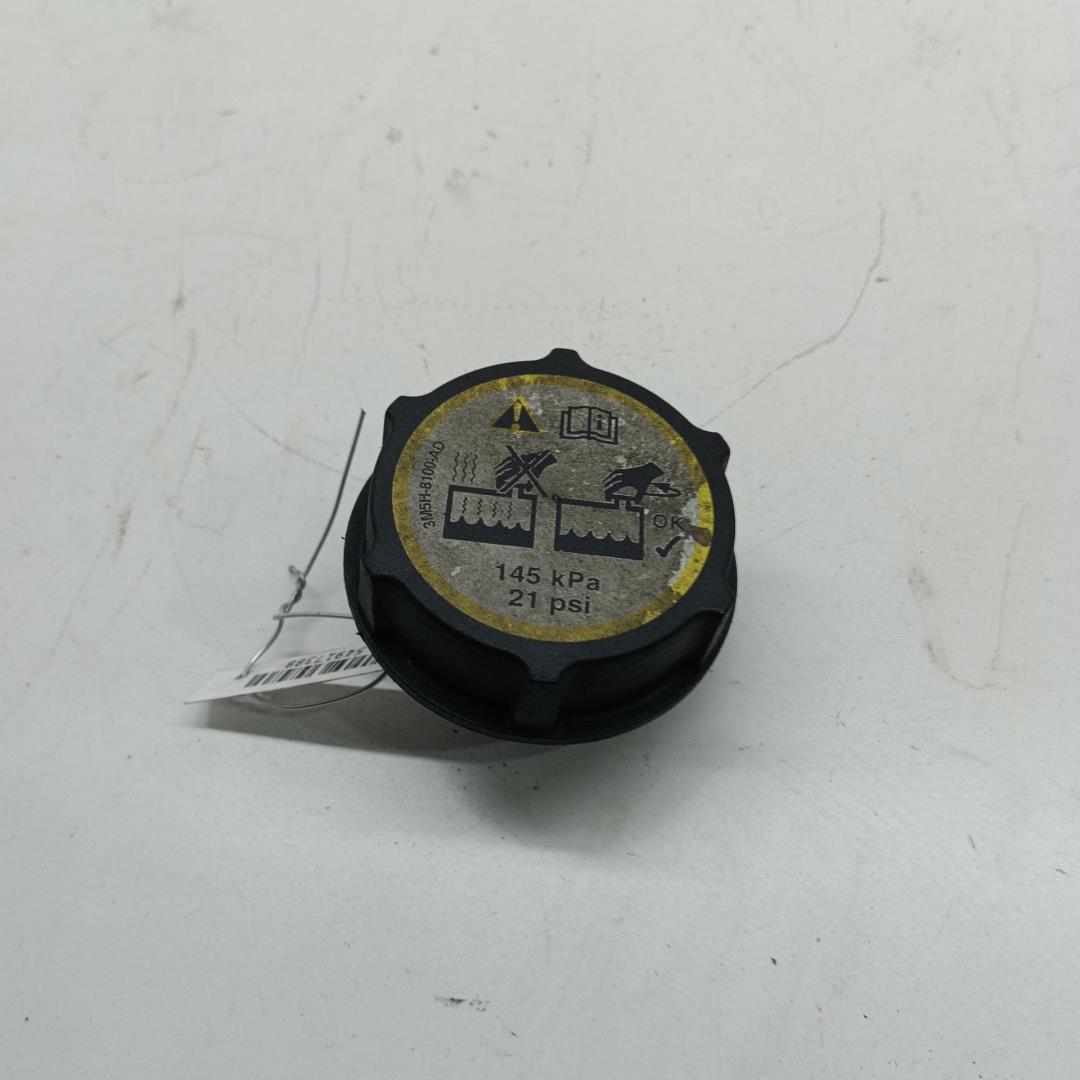 Крышка расширительного бачка