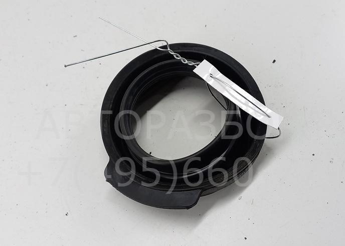 Крышка фары левой