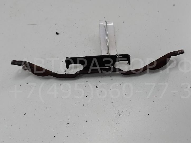 Скоба суппорта переднего