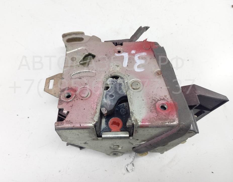 Замок двери задней левой