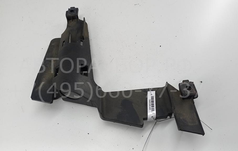 Кронштейн фар правый