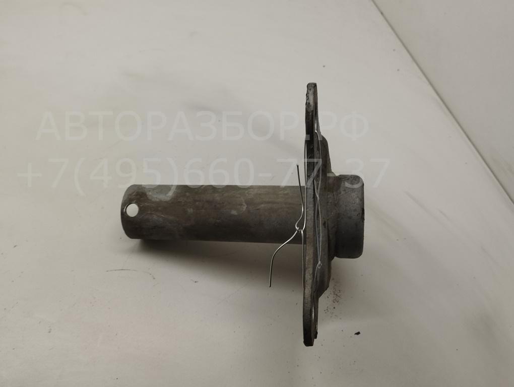 Кронштейн переднего бампера