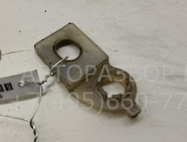 Крепеж фары