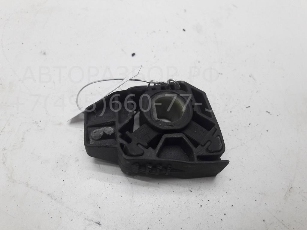 Кронштейн радиатора