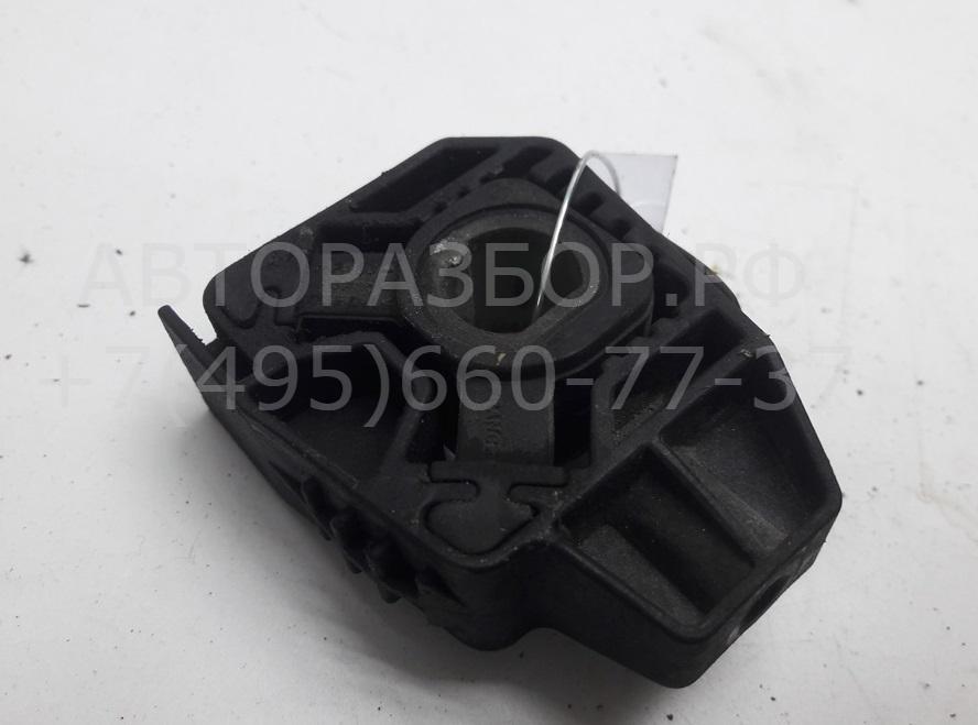 Кронштейн радиатора