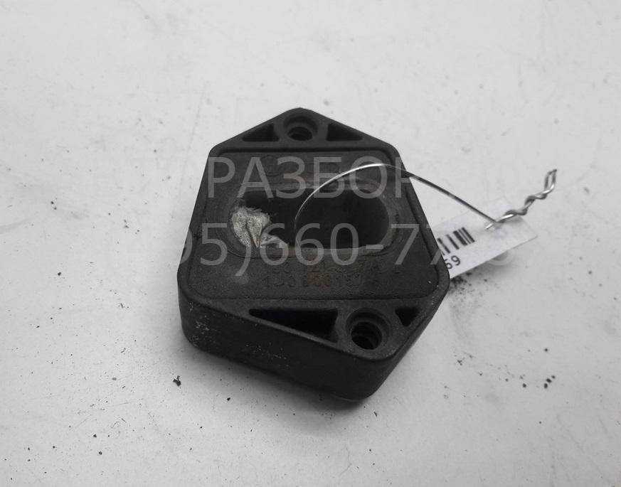 Кронштейн радиатора