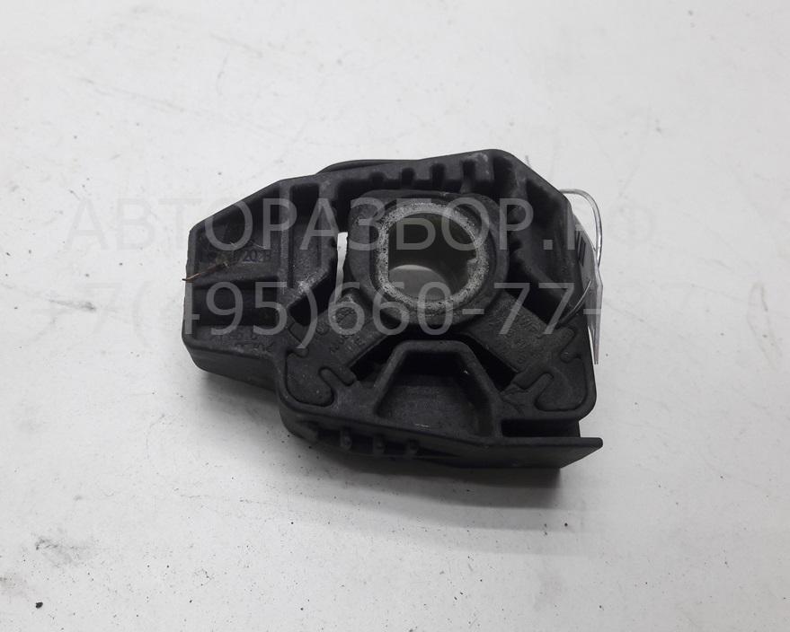 Кронштейн радиатора