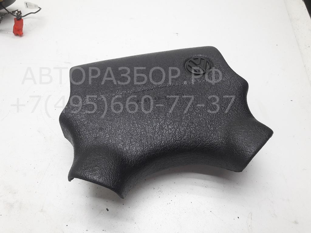 Подушка безопасности в рулевое колесо