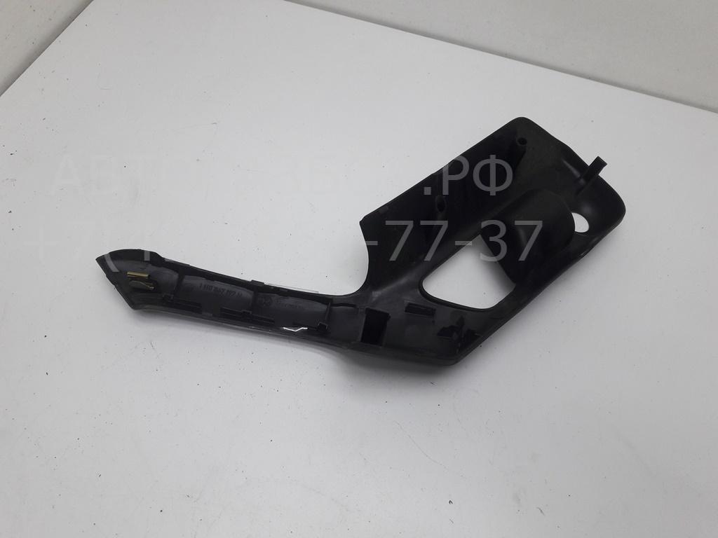 Ручка двери передней внутренняя левая