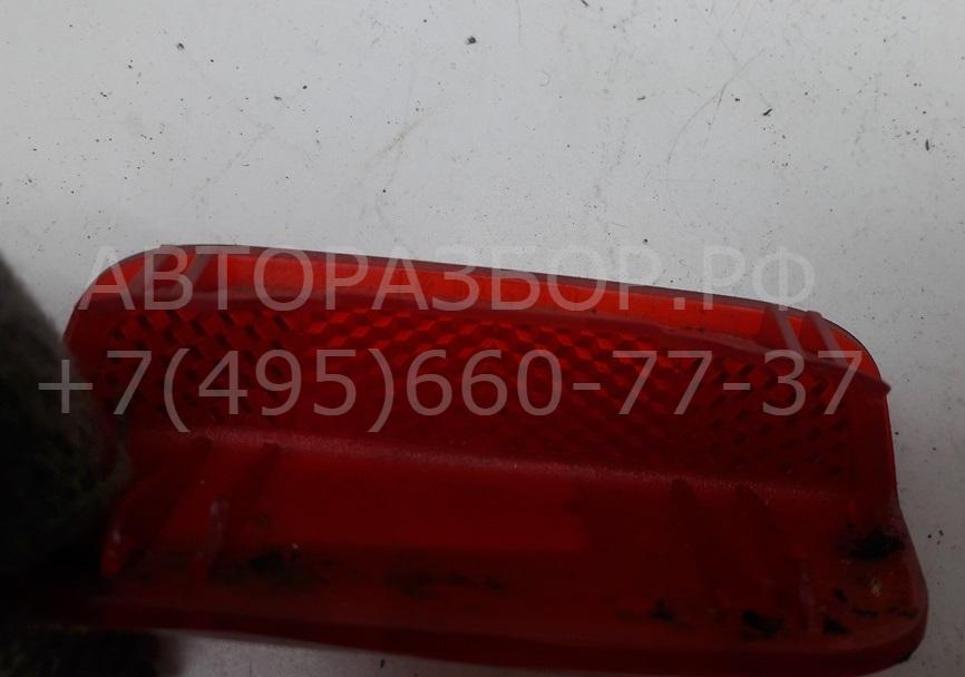 Отражатель передний левый у фары