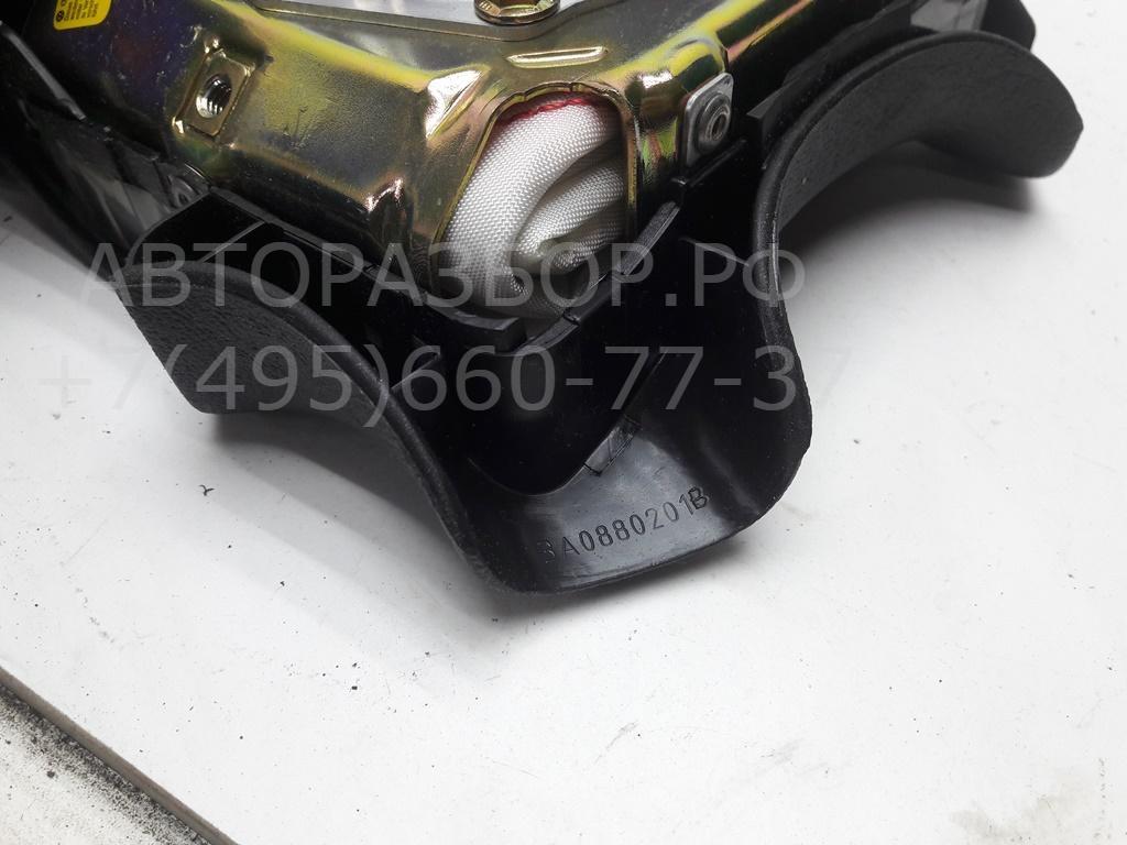 Подушка безопасности в рулевое колесо