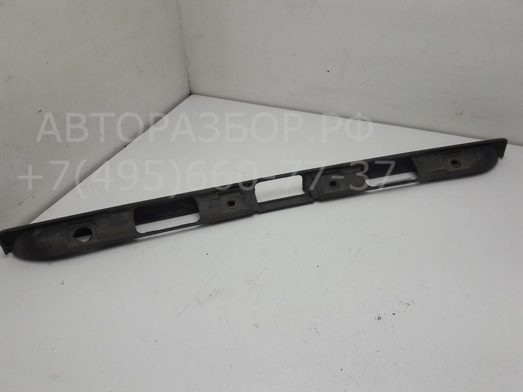 Накладка крышки багажника