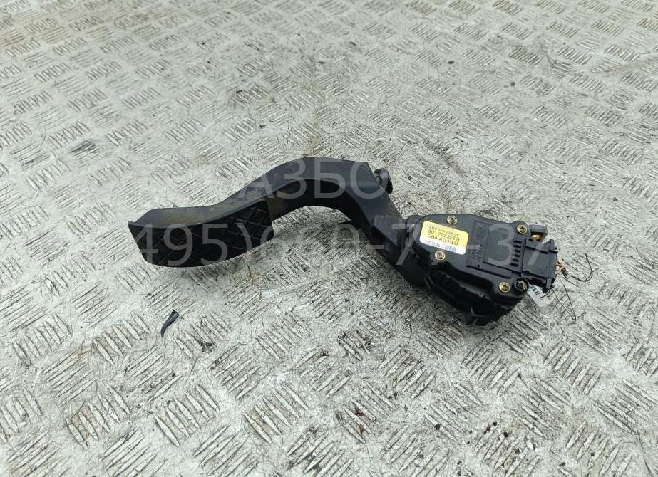 Педаль газа