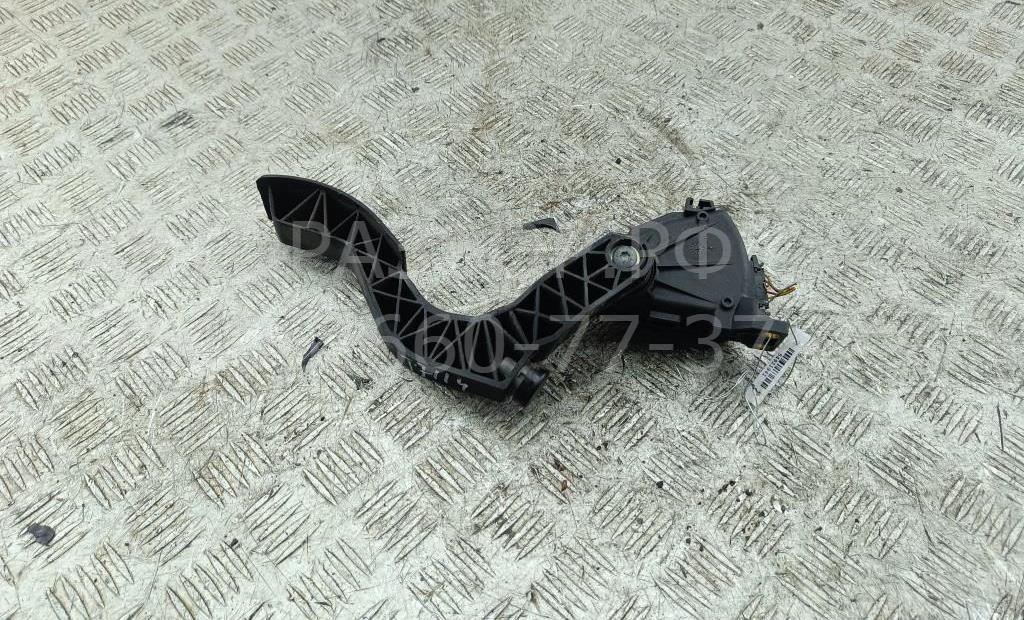 Педаль газа