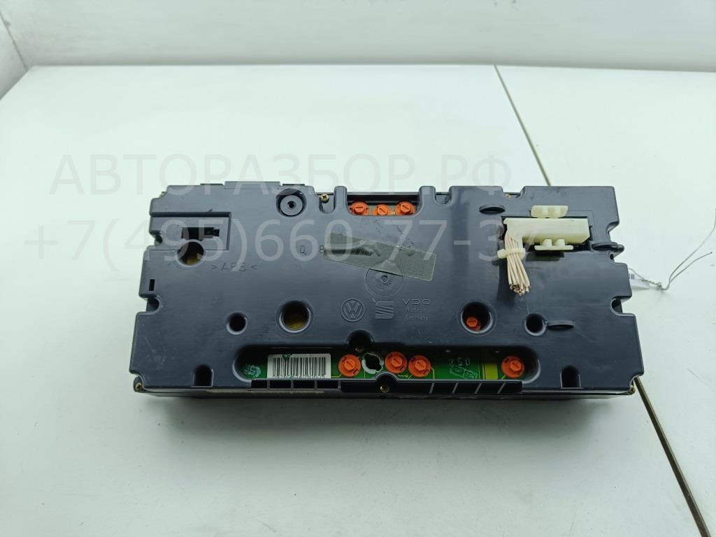 Панель приборов