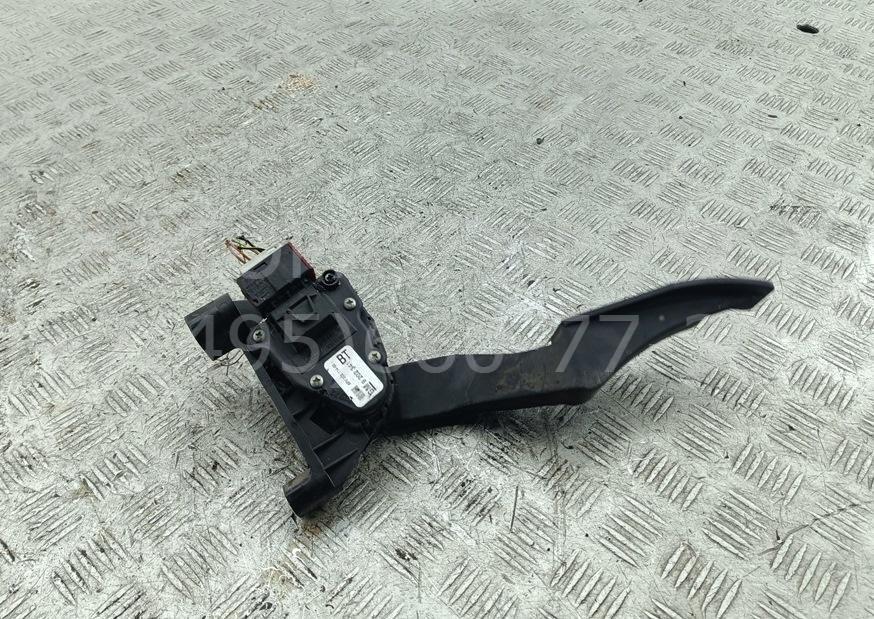 Педаль газа