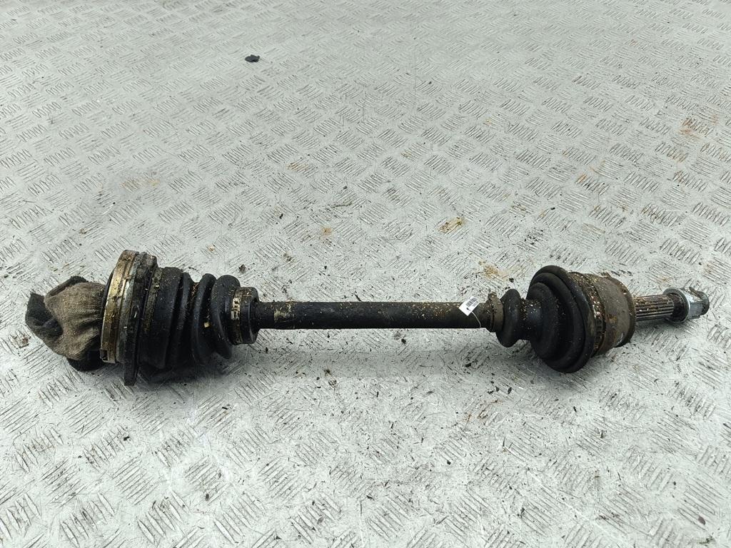 Полуось передняя левая