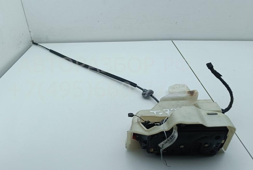 Замок двери задней правой