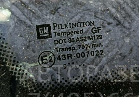 Стекло кузовное глухое правое