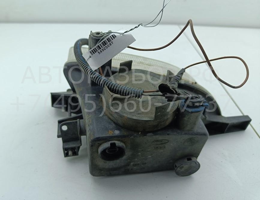 Фара противотуманная левая