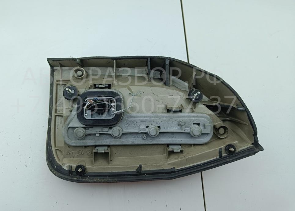 Фонарь задний левый