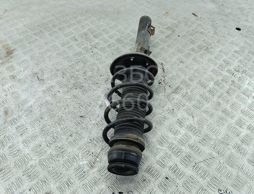 Амортизатор передний правый