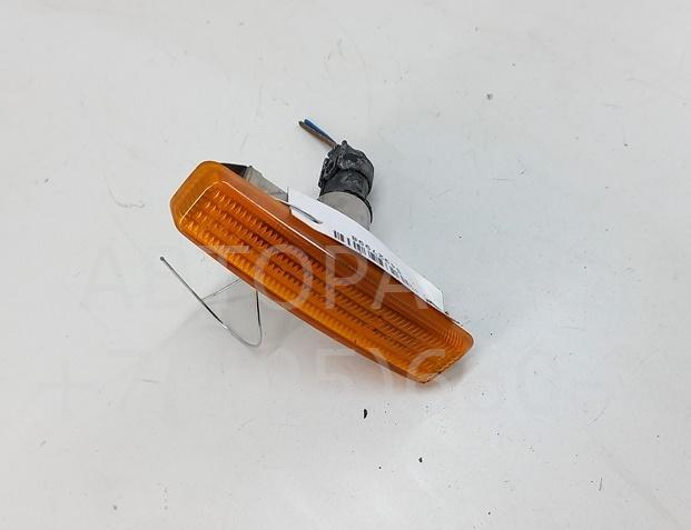 Указатель поворота правый